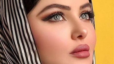 في الخامسه وربع صباحًا