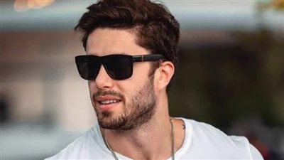 جوزي قالي انه مسافر أسبوع شغل