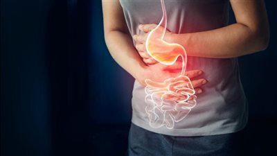 أعراض القولون العصبي وجرثومة المعدة وطرق علاجهما