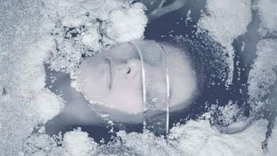 قصة بنت مجمدة حدثت موقعه فريده من نوعها فى بريطانيا