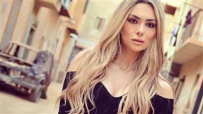 شاب كويتي يتزوج اربعه نساء في ليله واحده