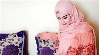 قبل فرحي بشهر