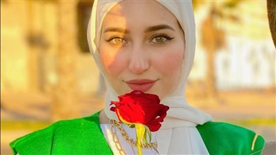 كنت قاعده فى شقه حماتى